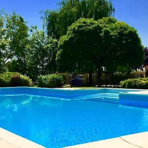 Casale Belriguardo Bed & Breakfast